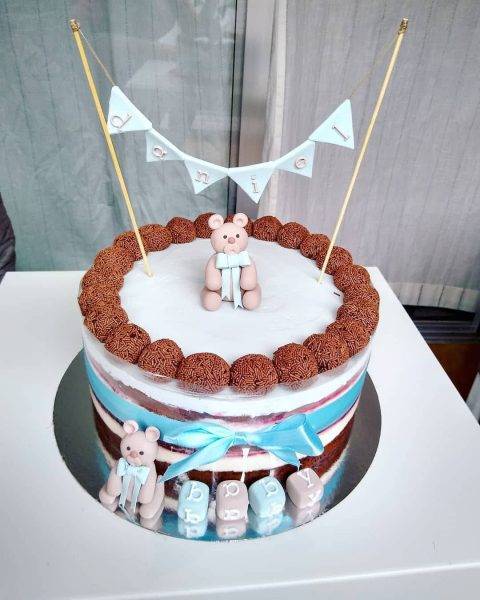 Rosy Cakes | ¿Cuánto dura una tarta en la nevera? Guía para conservar tu tarta perfecta Rosy Cakes | ¿Cuánto dura una tarta en la nevera? Guía para conservar tu tarta perfecta