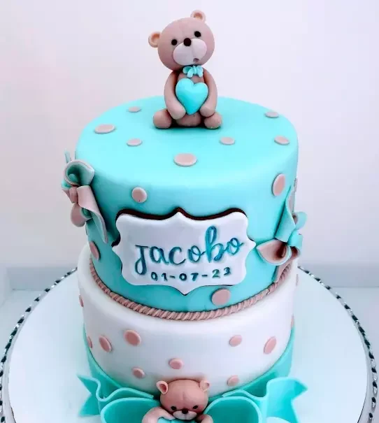 Rosy Cakes | Tendencias en Tartas para 2024: Lo Que Está en Auge