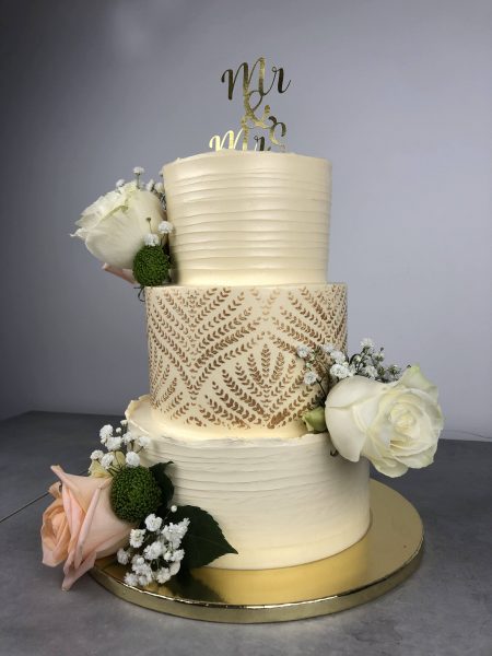 Three-Story Wedding Cakes with Flowers.