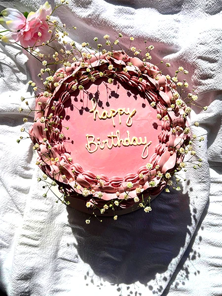 Tarta Vintage Encanto Rosa con Buttercream y Flores
