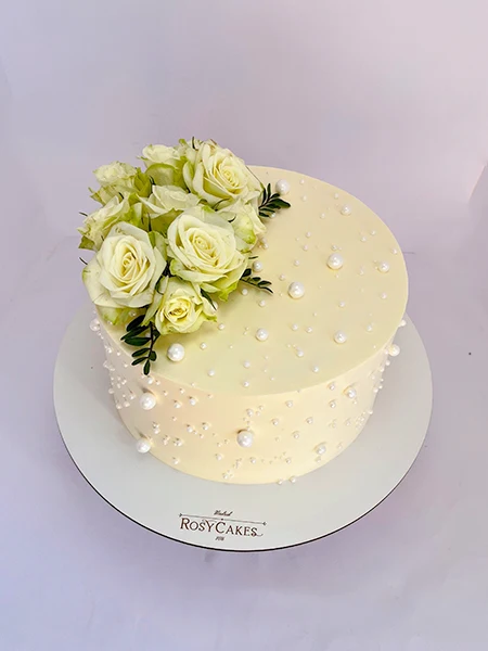 Wedding Cake with Pearls and Flowers - White Beauty.