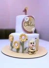 Tarta Abejita con Girasoles de Dos Pisos – Decoración Floral en Fondant